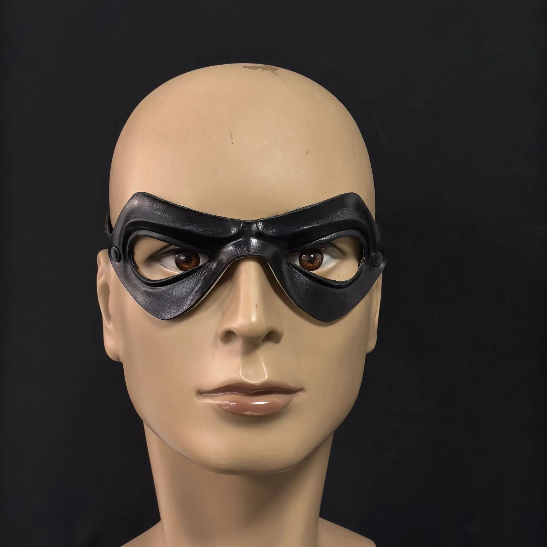 Schwarze Halbgesichts-Augenmaske für Erwachsene, Latex-Augenmaske, Maskerade, Halloween, Karneval, Kostümparty, Cosplay-Requisite – Detail 2