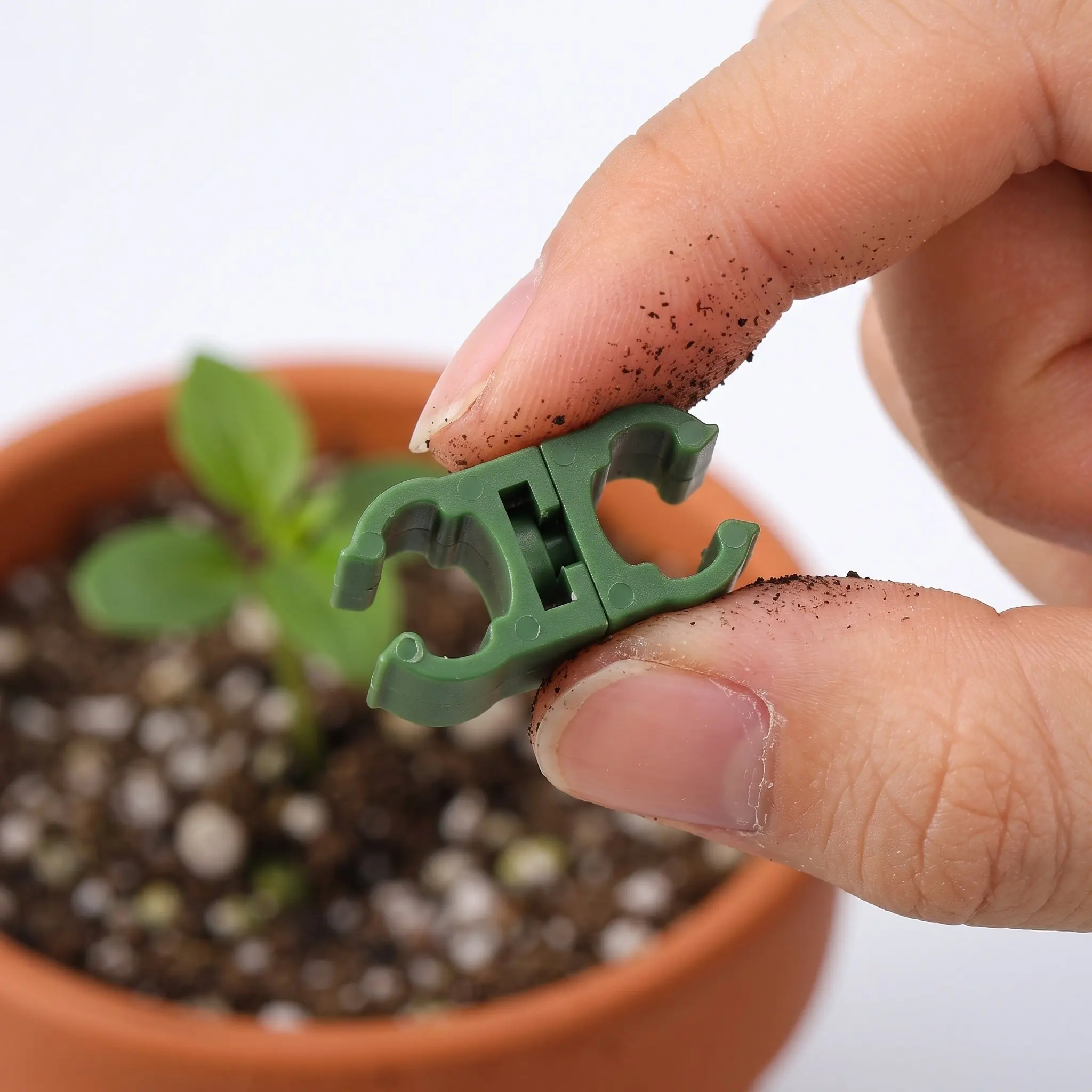 50Pcs Garden Connector Stake Clip Cage Stakes Clips Trellis Connector for Plant Support Vines Fixing Buckle Rattan Plant Fixing