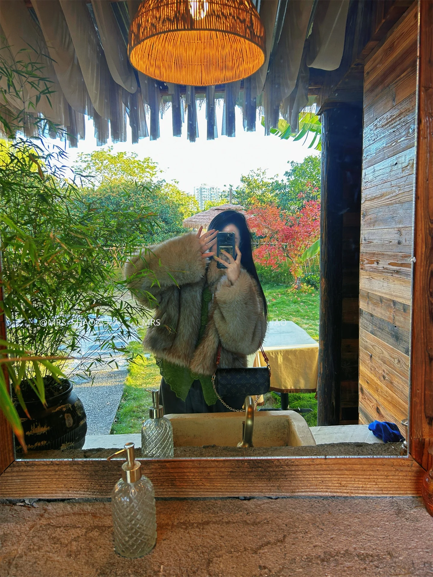 Retro Sle Or Jaet Feminino Outono Inverno Loose Fit Emagrecer Versátil Top Couro E Pele Inteinada Faionable Novo Ar...