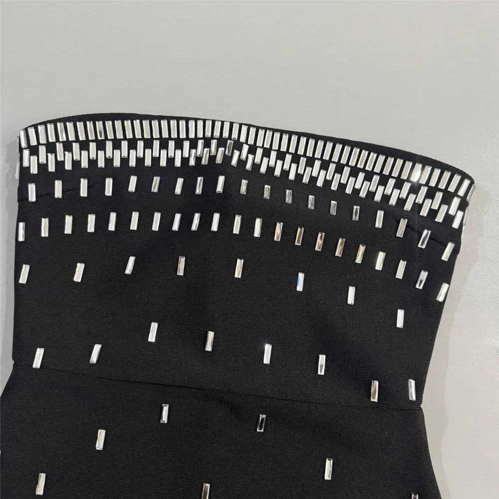 Abito da donna elegante con fasciatura senza spalline con perline Abiti aderenti senza maniche sexy Abiti da sera per feste da club