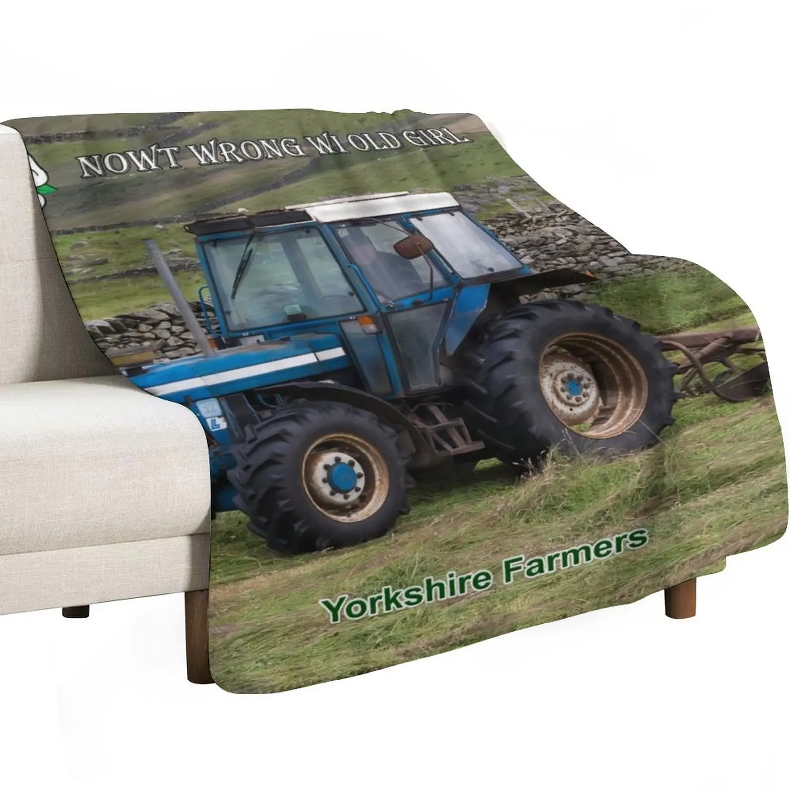 Nowt wrong wi old girl Throw Blanket manga Giant Sofa Luxury Throw Decorative Throw Blankets For Baby Blankets