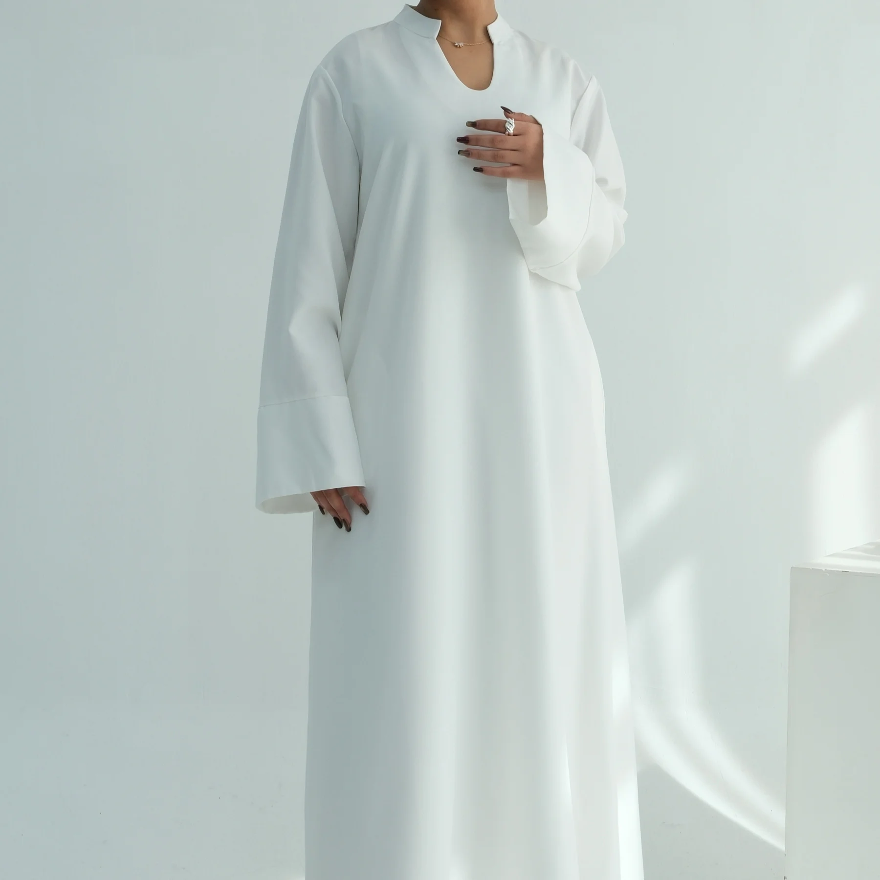 

Regular-Fit Simple Style Plain Muslim Abaya Long Women Dress Islamic Clothes-Stand Collar V-Cut Front, Wide Sleeves, Side Pocket