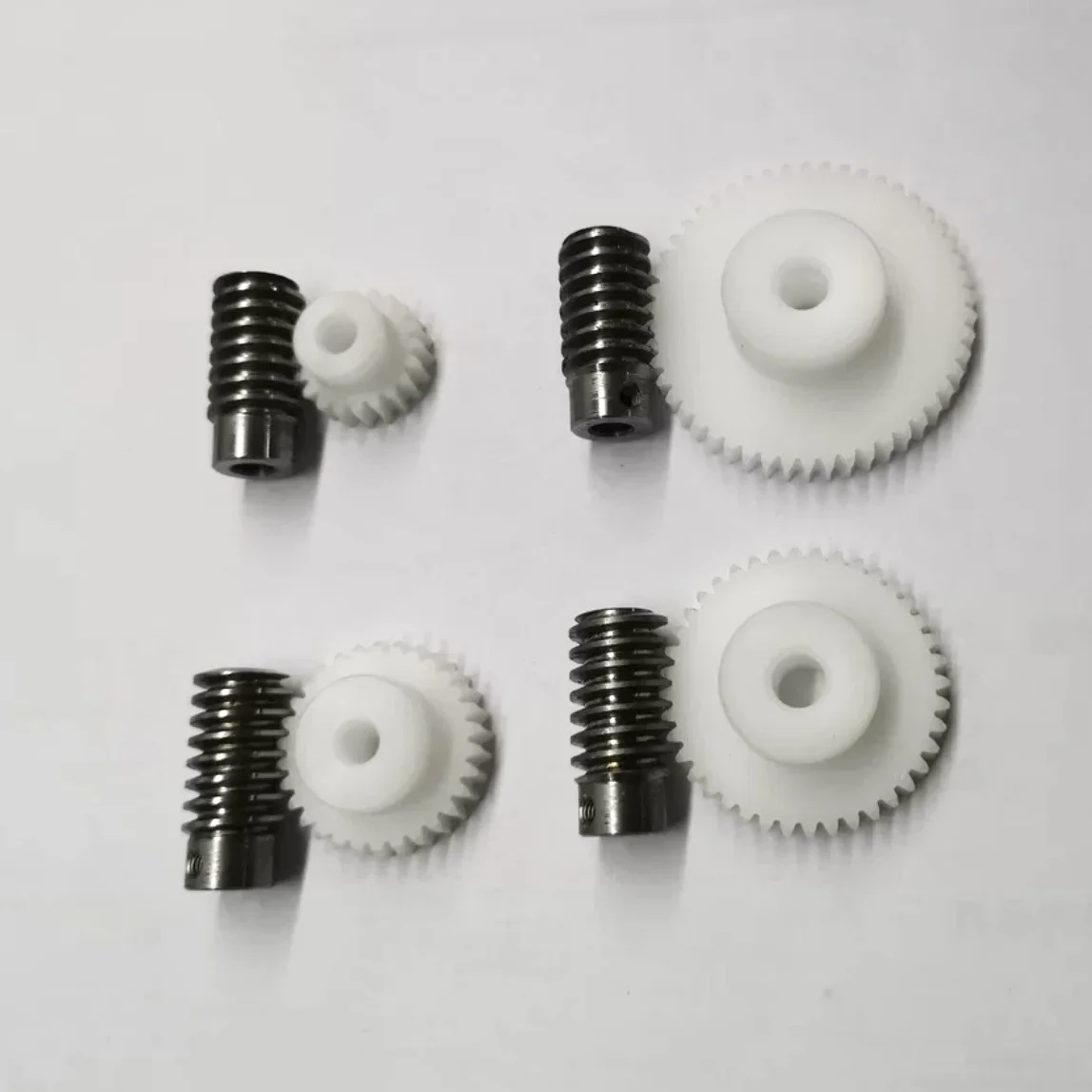 0.8M 1:1 Standard Precision Worm Gear Set POM 20/30/40/50 Teeth Turbine Quality Parts 5/6MM