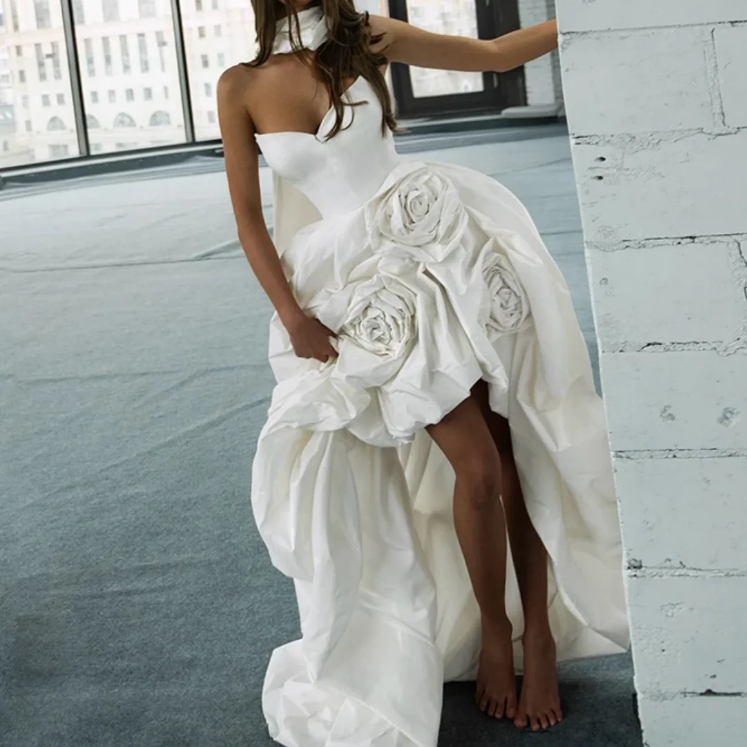 

Sexy Sweetheart Sleeveless Bridal Gowns 3D Crushed Flowers and Drapes Taffeta A Line Wedding Dress Customized