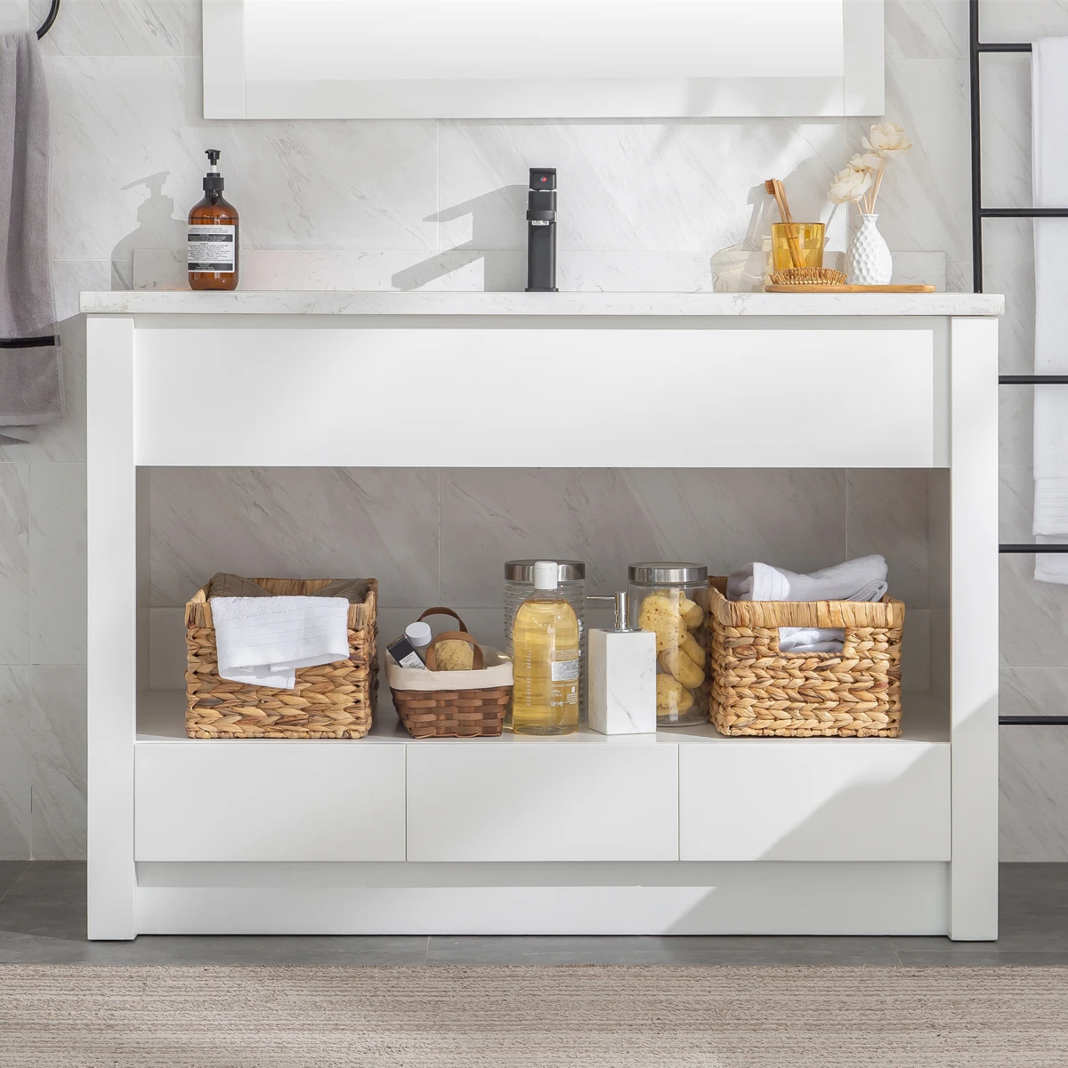 مجموعات الحمام بالجملة بالباطل مع حوض غسيل بالوعة الأثاث الفاخرة خشبية خشبية الحمام الغرور خزانة 2024 رائجة البيع