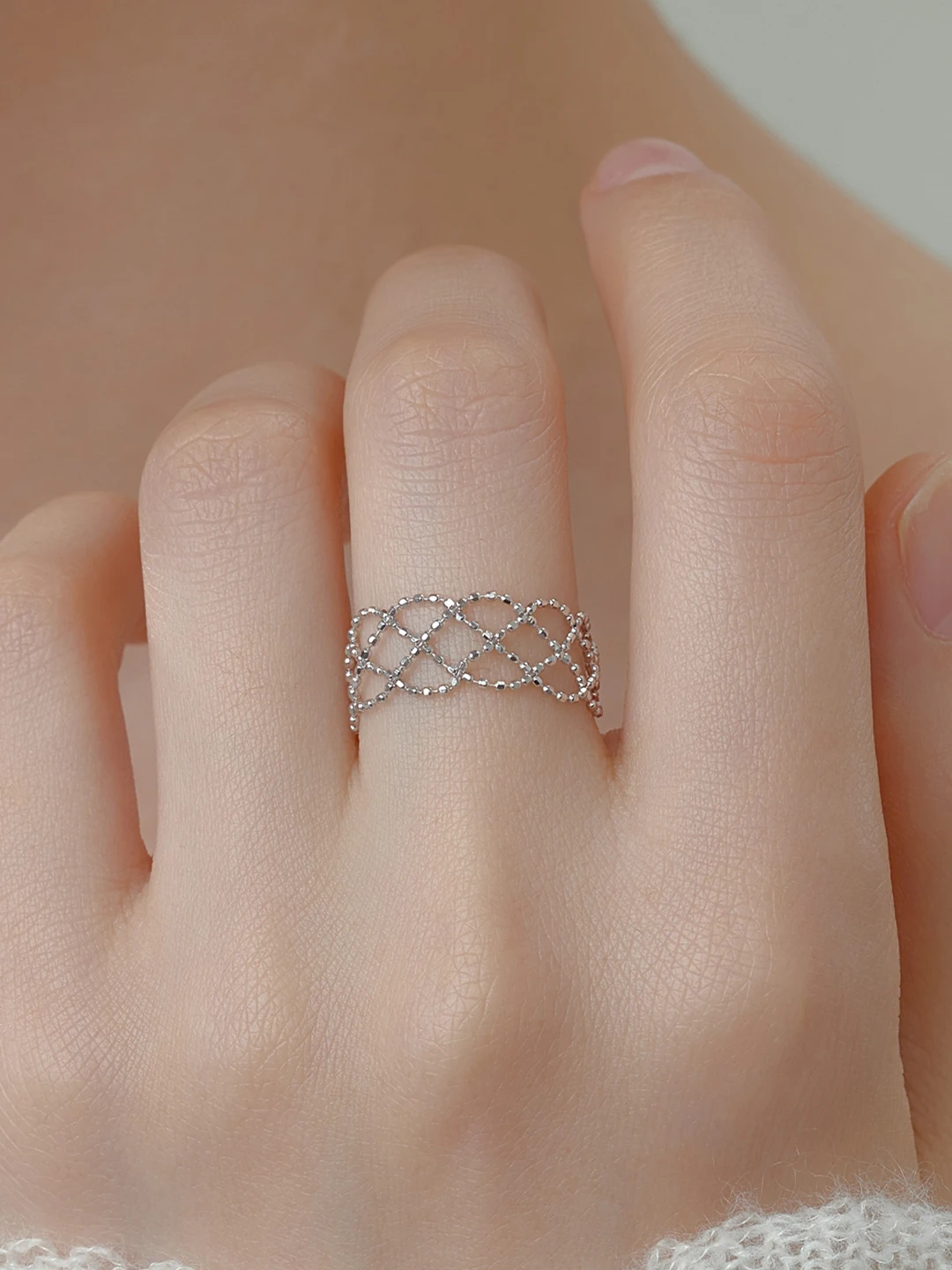 adjustable-pure-silver-lace-hollow-out-ring-fashionable-luxury-design-by-fanline-woven-net-chain-ring-elegant-gift-box-included