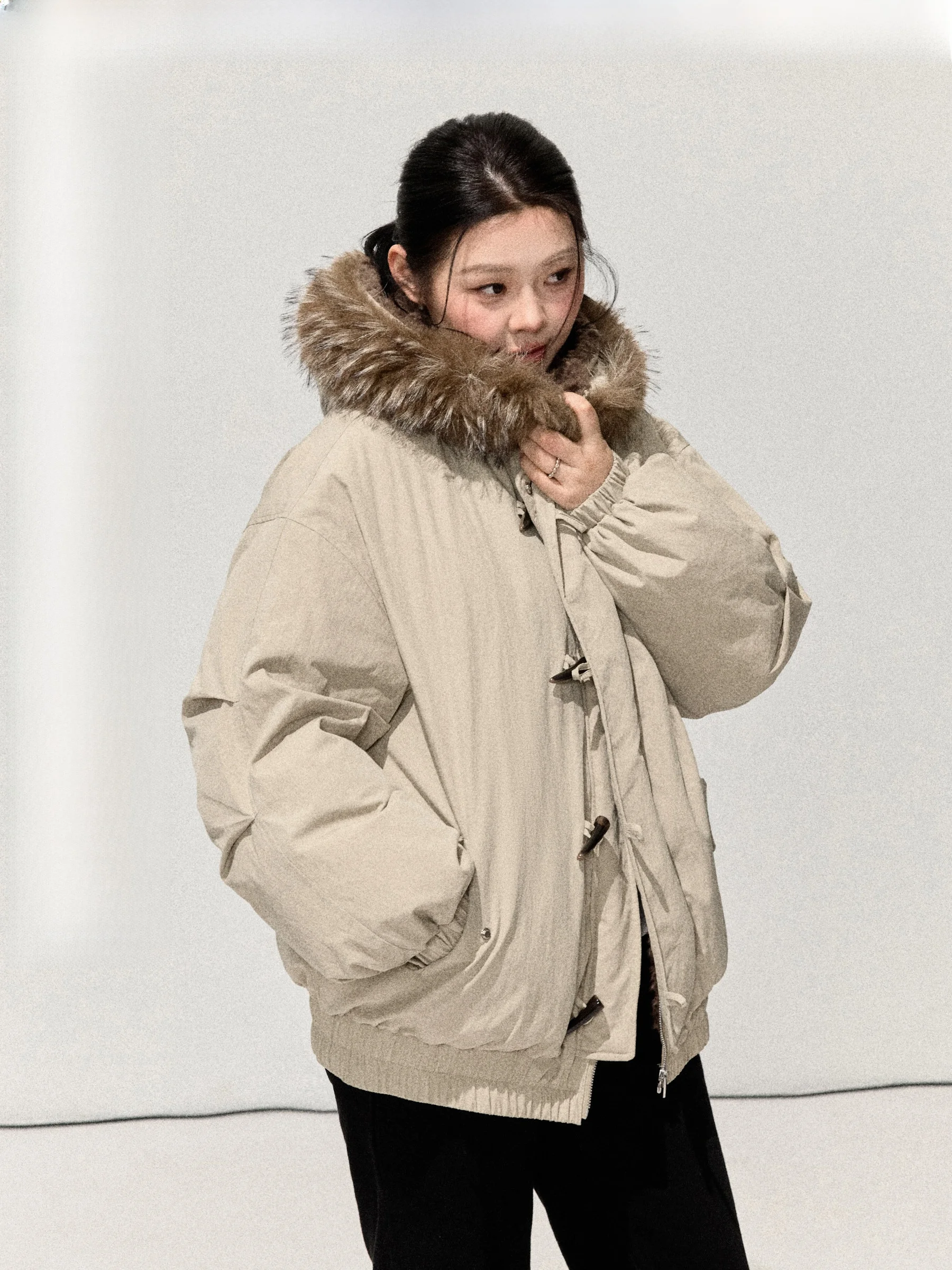 

Зимняя куртка JULULOOK большого размера с капюшоном, утепленная, с меховым воротником, на пуговицах, для фигуры типа «песочные часы» и «груша»