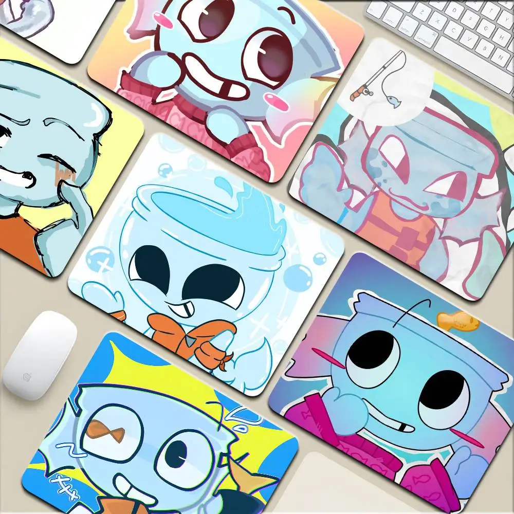 Anime D-Dandys World Finn Small Mousepad Keyboard Pad Laptop Cushion Non-slip Deskpad