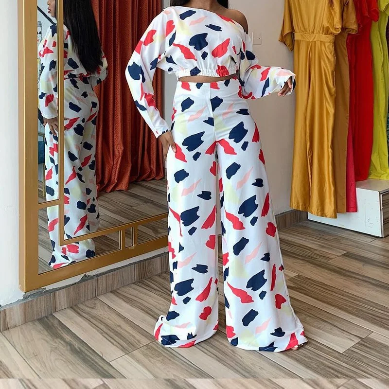 Women Printed Two-piece Suit Ladies Long-sleeved Off-shoulder Printed Top and Wide-leg Pants Fashion and Comfortable Clothing