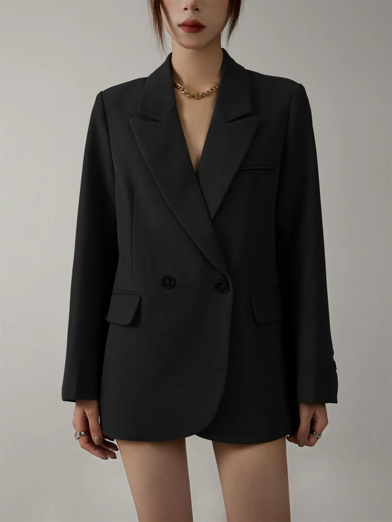 

Женский костюм Ele Bla: Повседневный свободный пиджак для офиса и города, модный дизайн, весенняя коллекция 2026