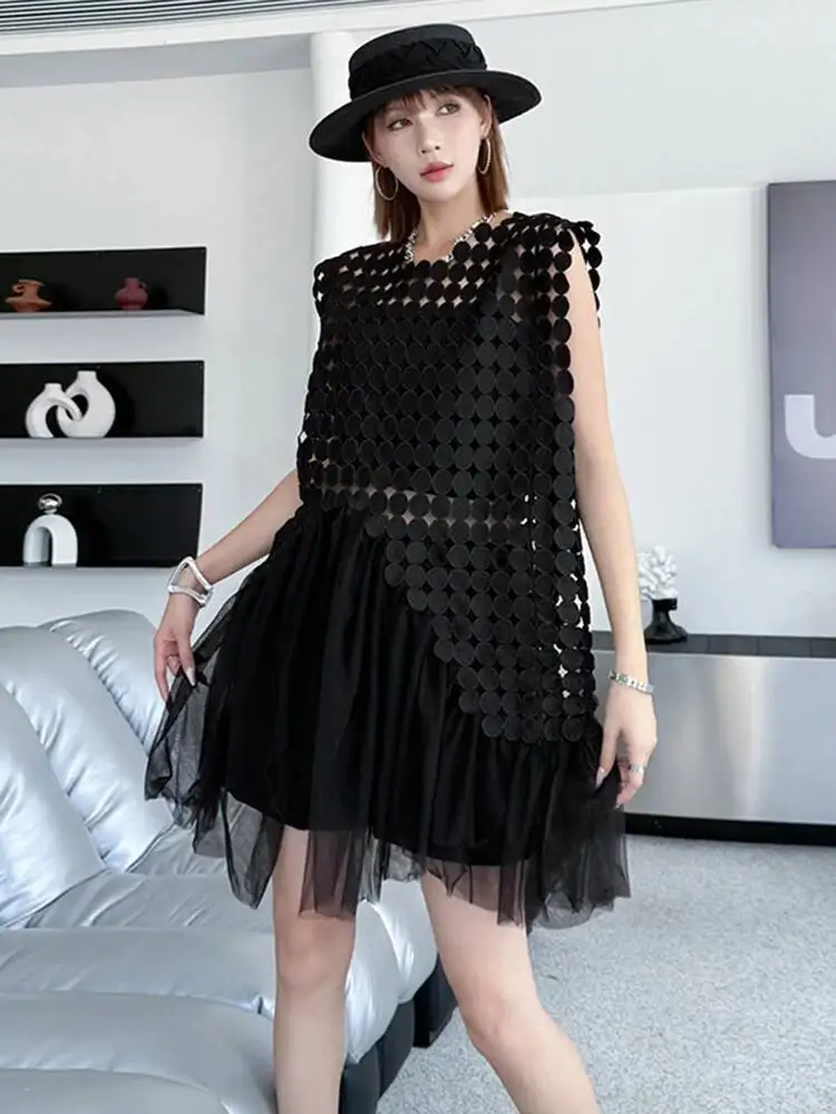 

Black Dot Women Hollow Out Mesh Big Size Mini Dress New Round Neck Sleeveless Fashion Spring Summer 2026 LD7I