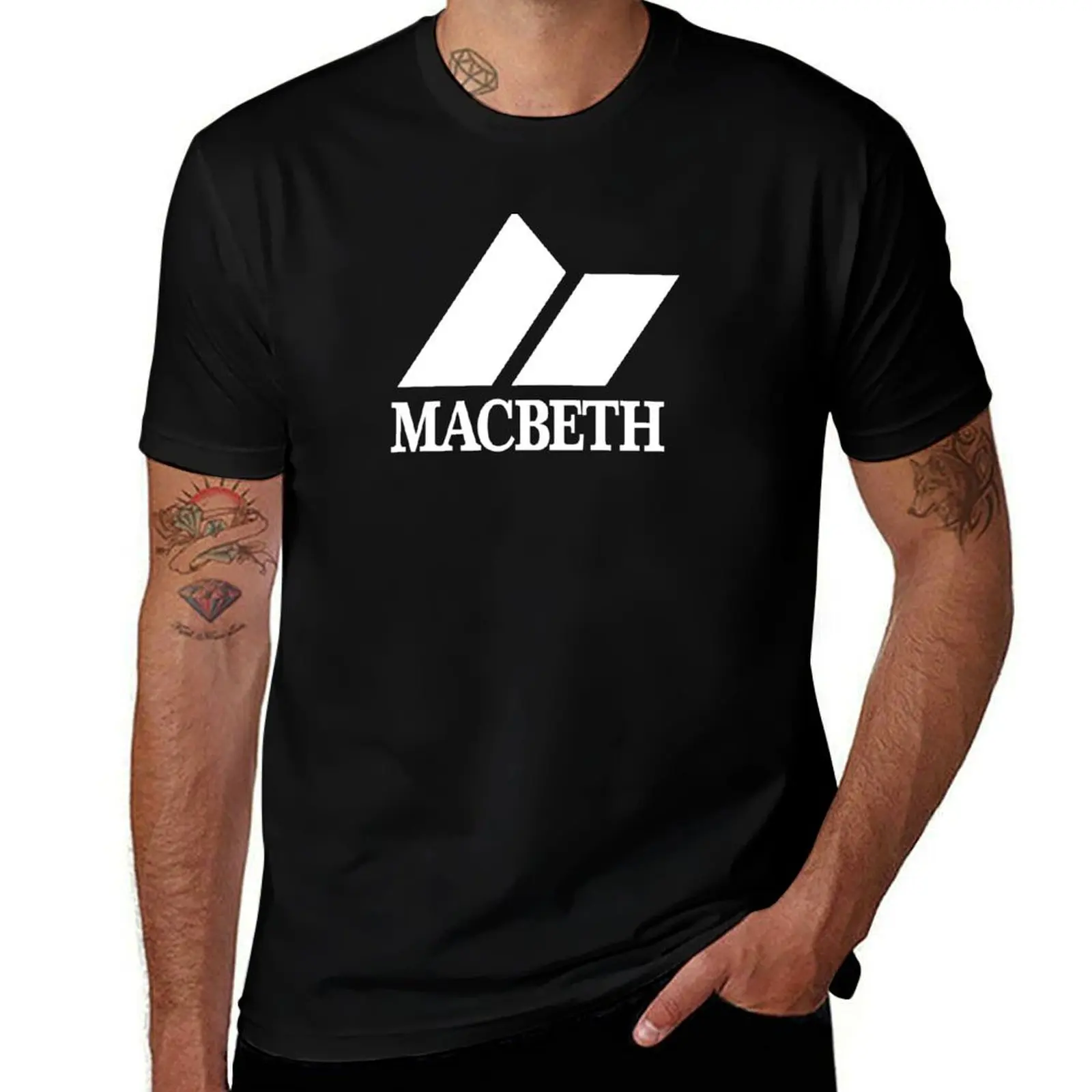 Macbeth - M, White T-Shirt Fashion Casual Short Sleeve Top