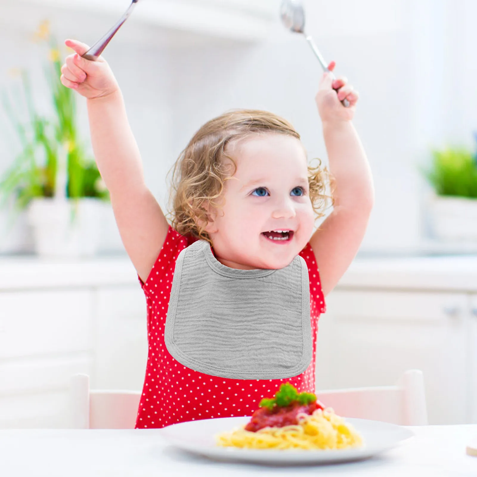 

2Pcs Soft Cotton Baby Bibs for 0-6 Months Bright Color Portable Comfortable Saliva Wipe Eating Apron Newborn Infant Bandana Bibs