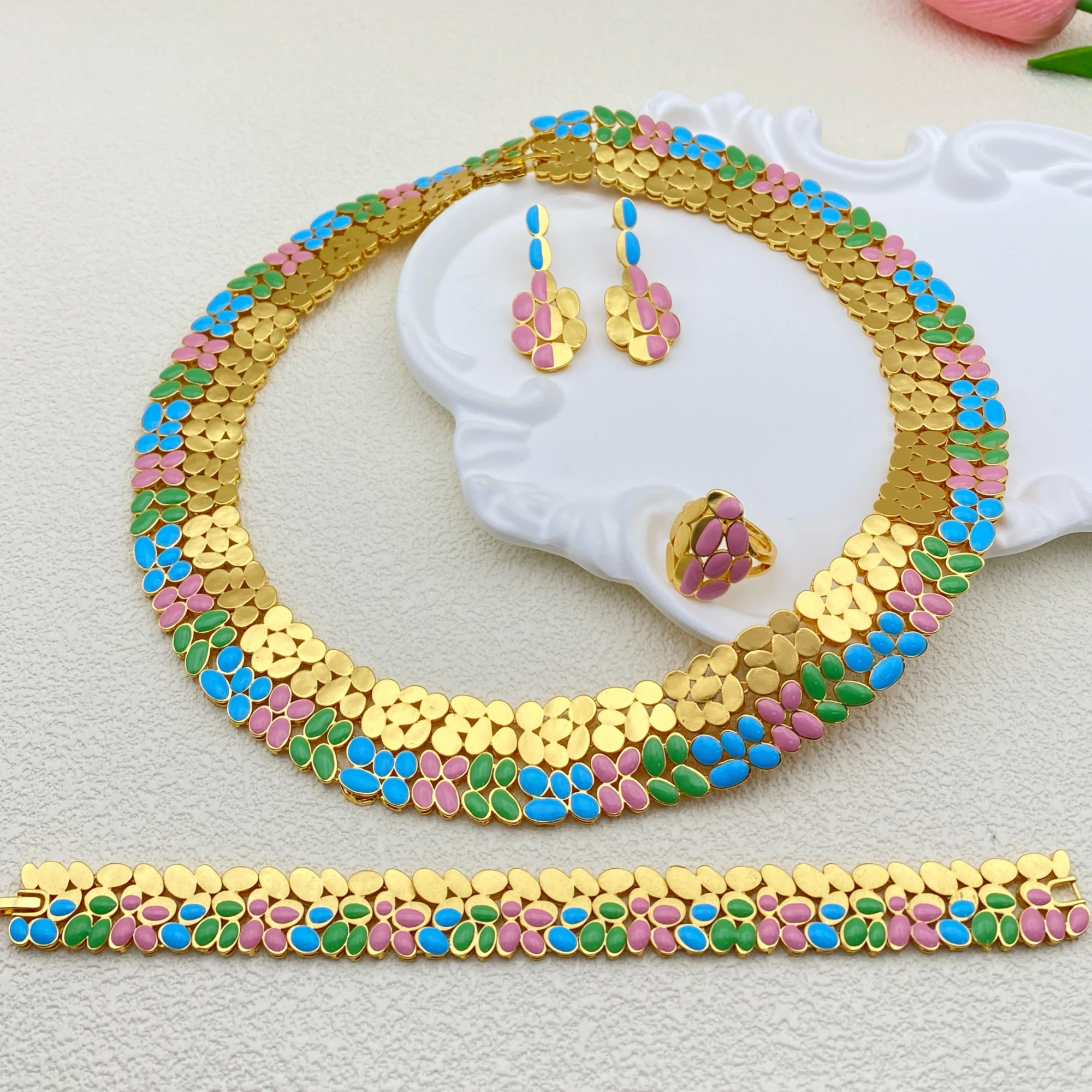 

Комплект модных украшений Flora, женский позолоченный комплект из 4 предметов - ожерелье, серьги, браслет, кольцо, подарок на День святого Валентина, подарочная коробка