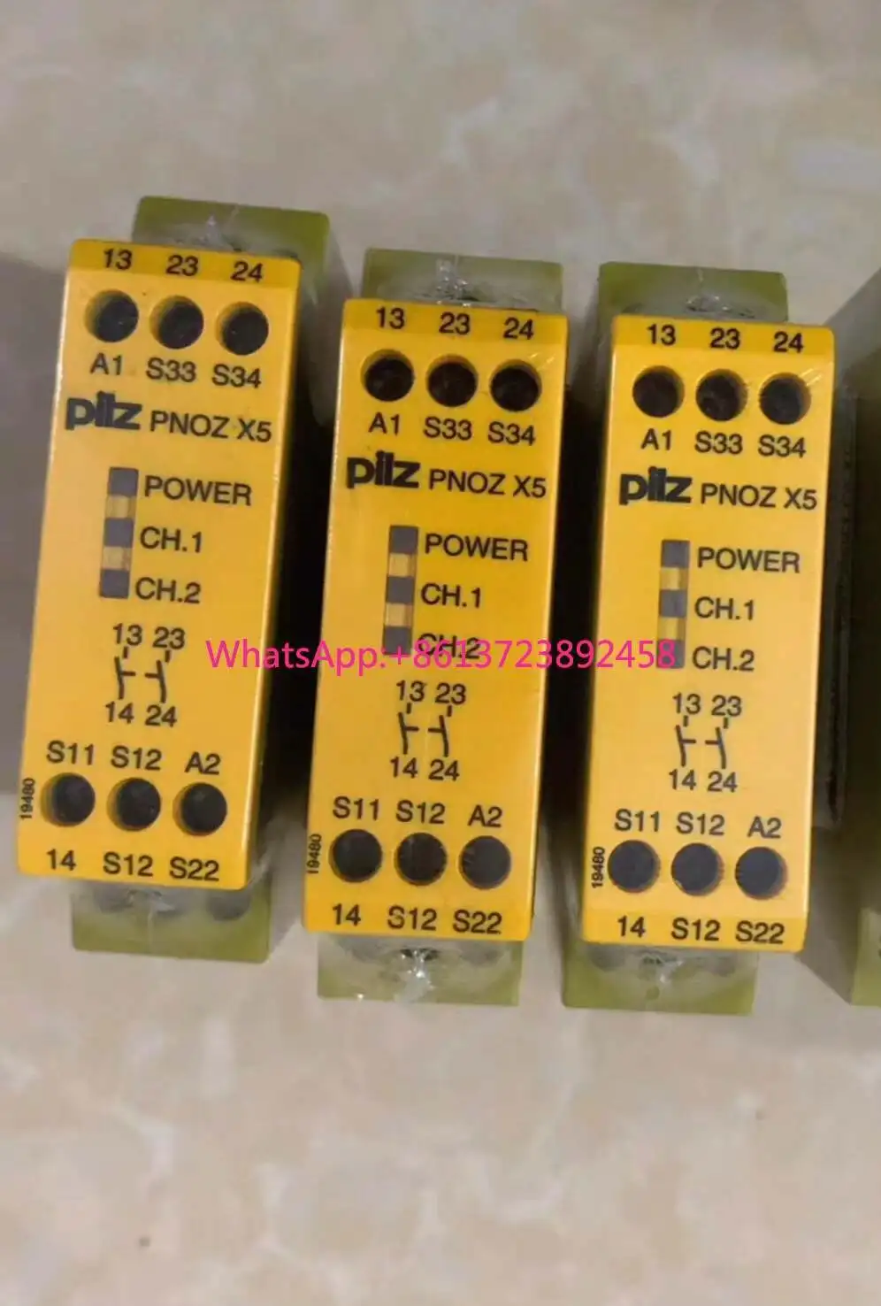 Pilz PNOZ X5 774325 Safety Relay Original in stock