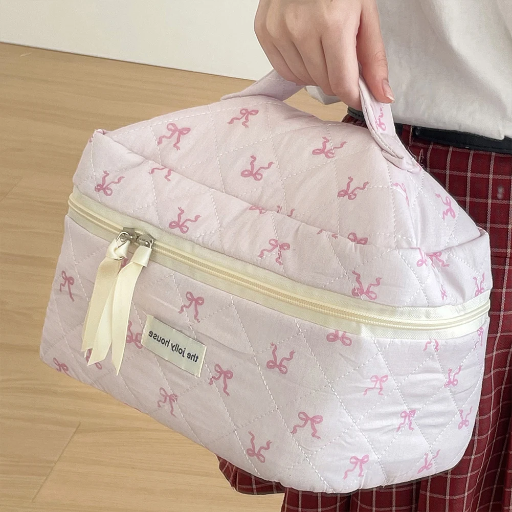 Borsa per il trucco in cotone trapuntato donna Bow Flower Storage Organizer custodia per cosmetici gonfia borsa per cosmetici da viaggio grande