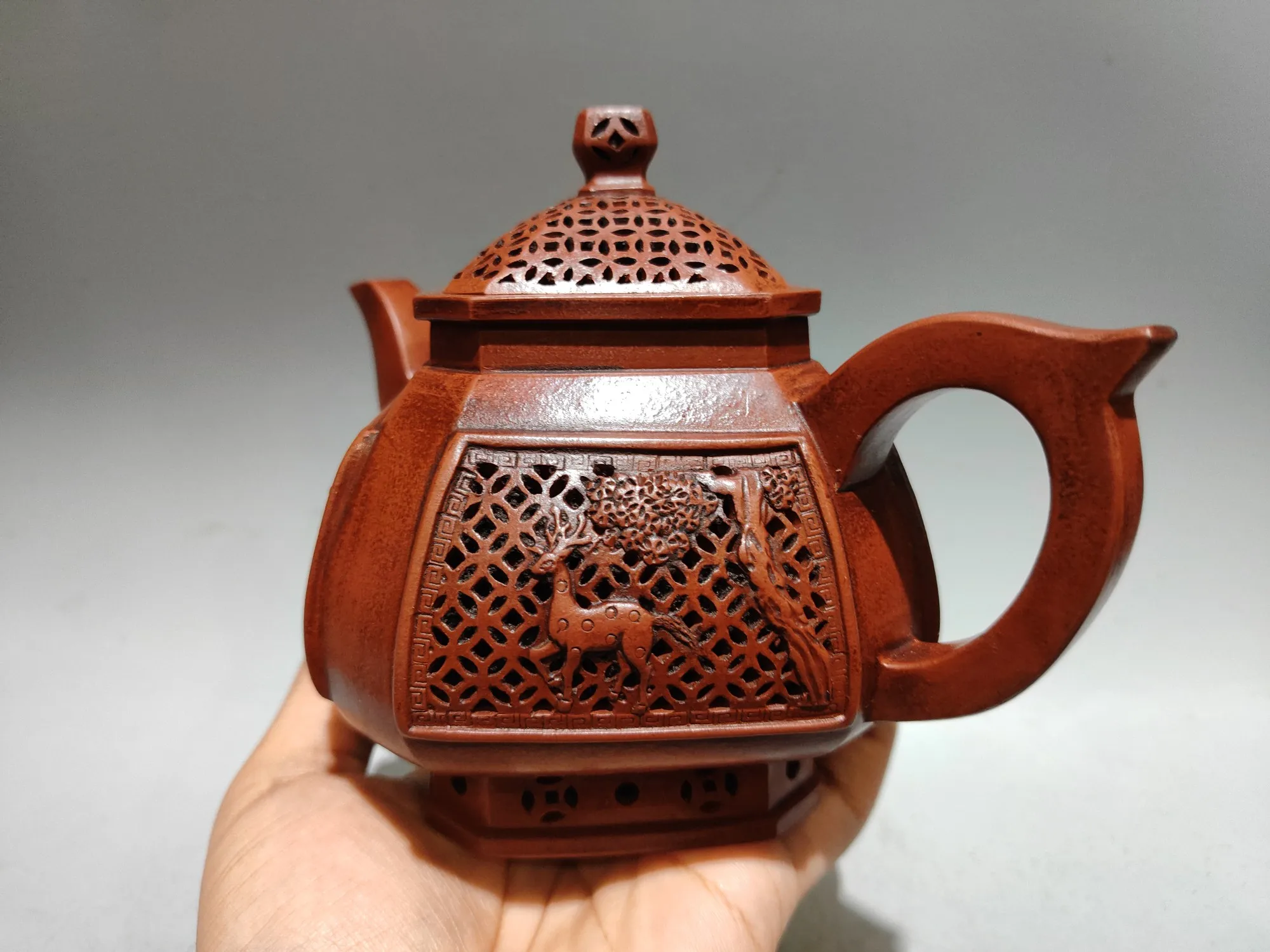 jiangsu Yingxing redware ceramic tea-pot Bat pattern hollow out Four sided teapot Teapot Kettle Flagon Tea Ceremony