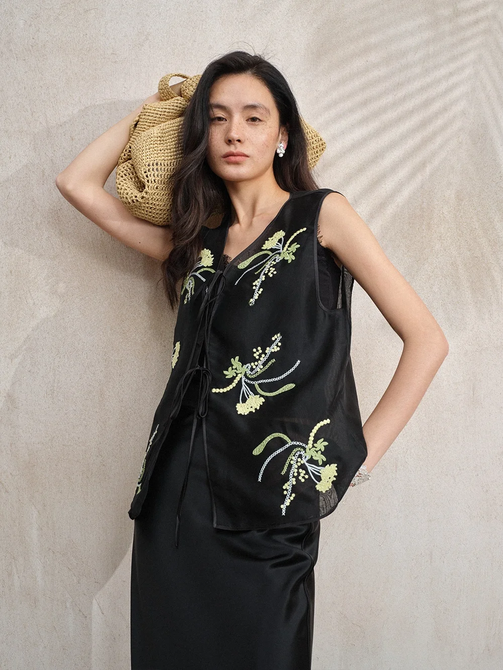 

Mannala Garden 8mm Silk Organza Lightweight Heavy Embroidery Beaded Vest Cleanfit Style Summer Outerwear 100% Silk