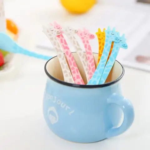 EW Giraff Fruktgaffel Söt Barn Plast Servisset Kreativ Servis Dessertgaffel 12 Delar Set 10 best sales plastgaffel - №6