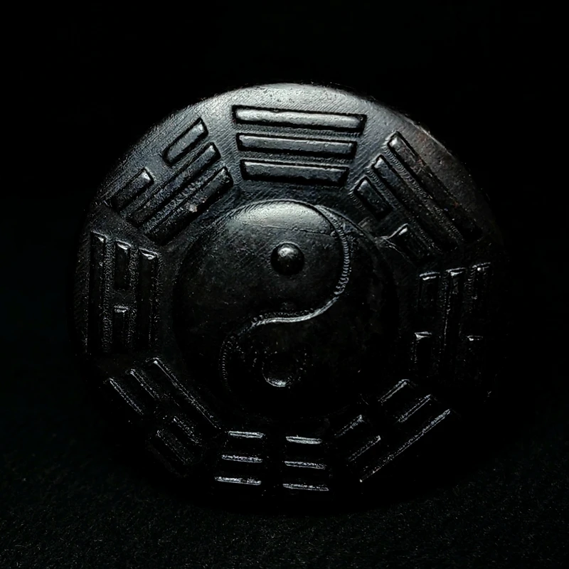 YIZHU CULTUER ART Size 6.5 x 1 cm Old Chinese Black Magnet Jade carving Fengshui Eight Diagrams Pendant decoration
