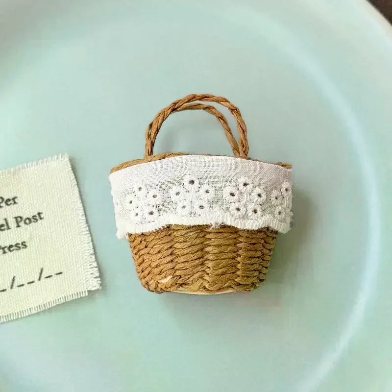 1:12 Miniaturowy koszyk rattanowy do domku dla lalek, dekoracyjny koszyk, meble, model domu, zabawka, akcesoria do domku dla lalek
