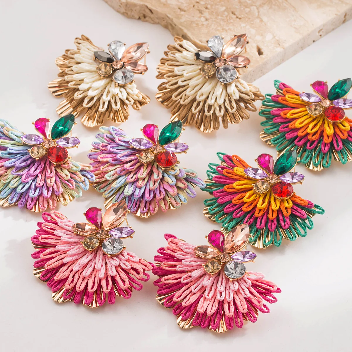 Bohemian Colorful Raffia Tassel Earrings Handmade Woven Fan Shape Dangle Ear Ring Sparkling Faux Crystal Party Beach Jewelry
