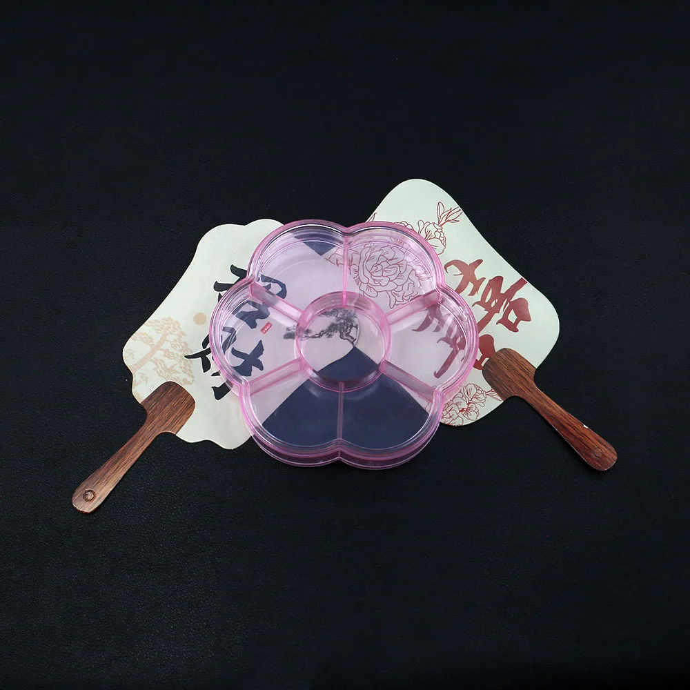 

Pink Transparent Plum Blossom-shaped Jewelry Box A Plastic Box for Storing and Organizing Jewelry Box for Nail Art Decorations