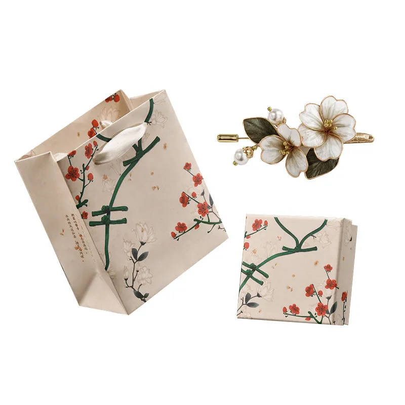 Intangible Cultural Heritage Edelweiss Brooch Female National Style Design Sense Exquisite Niche Brooch Gift Accessories for Mom