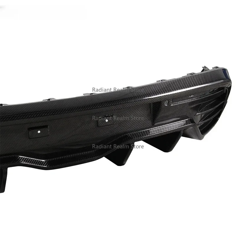 حصريًا 2025 أجزاء ألياف الكربون الجافة طقم الجسم شفة ممتصة للصدمات الخلفية الناشر لـ Taycan 4S Cross Turismo