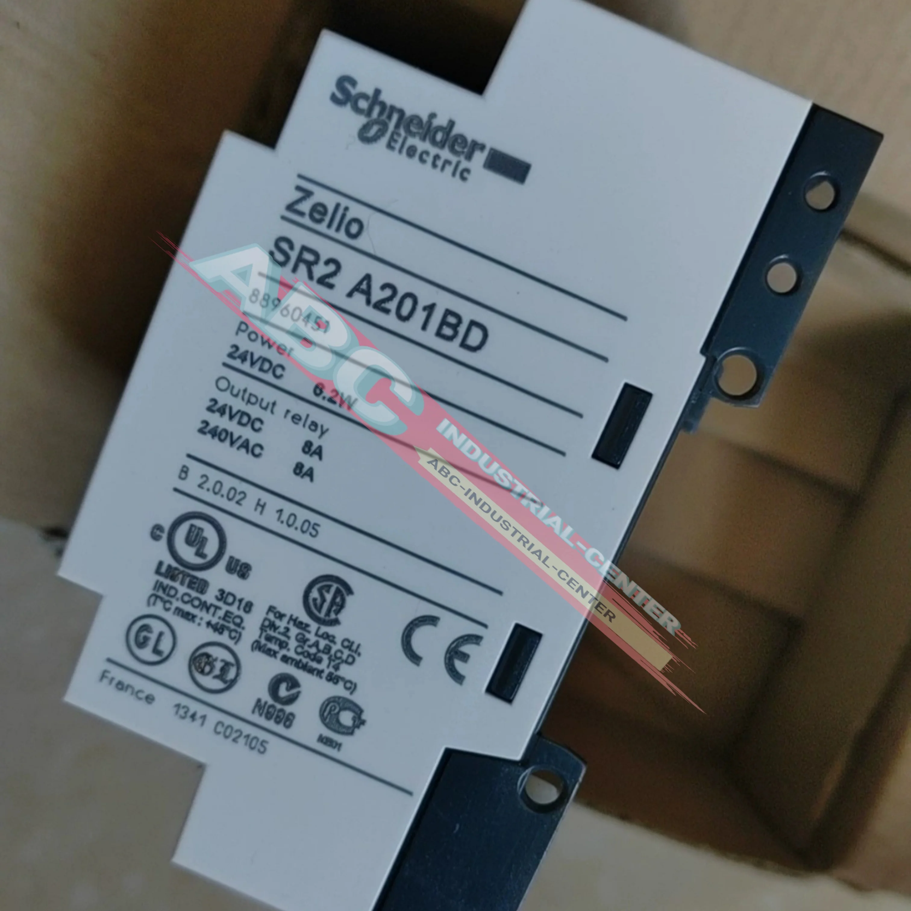 

Новое оригинальное реле логического контроллера SR2A201FU SR2B121B SR2B121BD