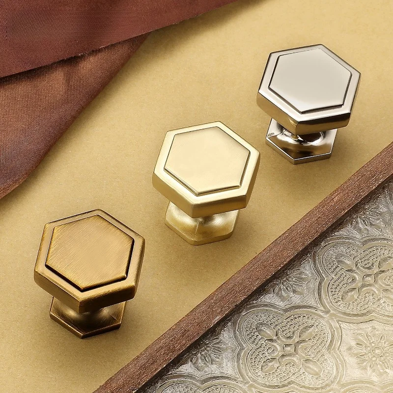 Modern Gold Single Hole Cabinet Knobs Light Luxury Drawer Pull Handles for Wardrobe Cabinet Nightstand Furniture Hardware