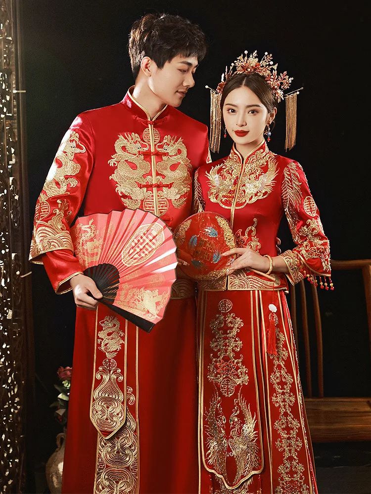 

Couple Phoenix Dragon Embroidery Wedding Dress Elegant Mandarin Collar Cheongsam Chinese Style Exquisite Marriage Set