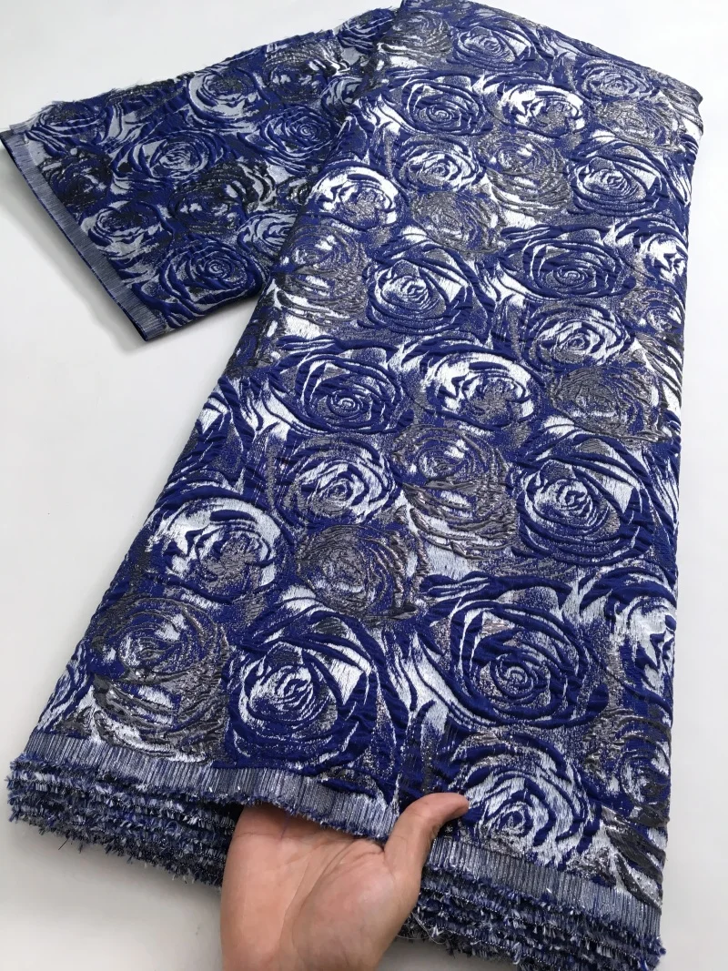 Hochwertiger Jacquard-Brokat-Spitzenstoff mit Rosenmuster – marineblauer schimmernder Brokat für afrikanische traditionelle Kleidung und Abendkleider