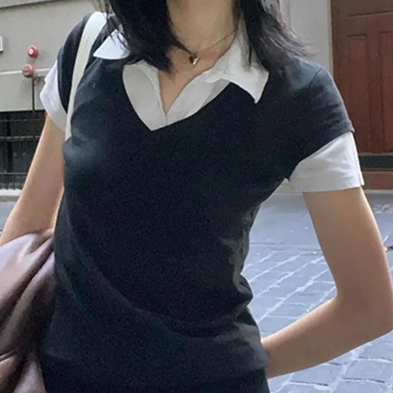 De nieuwe Koreaanse versie van The College POLO Splicing Two Short T-shirt met korte mouwen Slim Slim Jacket met Sweet Spicy