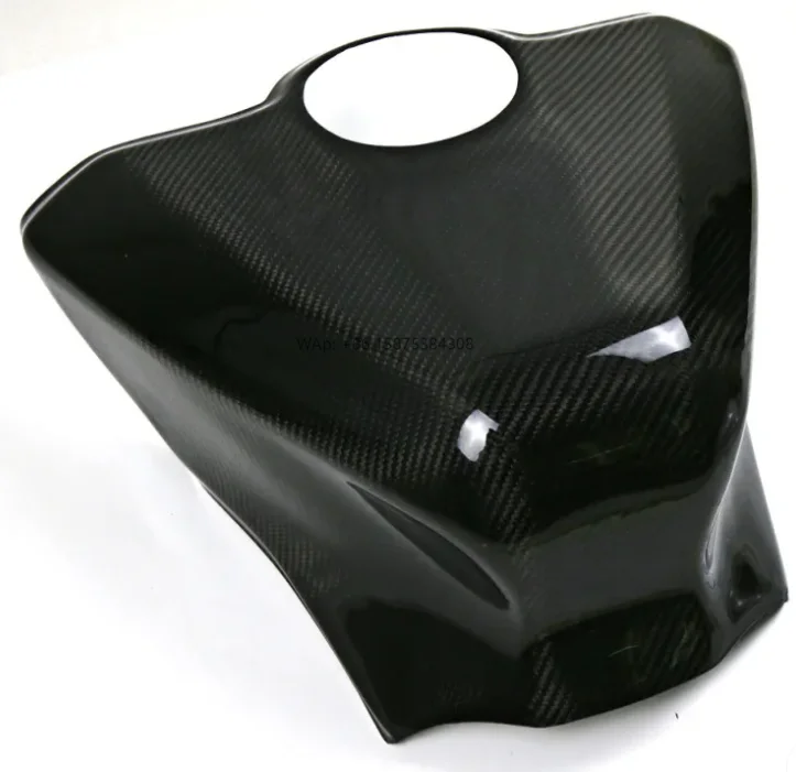 

R1 R1M 2020-2024 Carbon Fiber Gas Tank Cover Fabrication Services Product