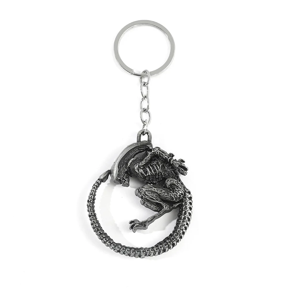 Wolf Head Dragon Alien Metal Keychain Vintage Exquisite Dragon Movie Series Key Ring Jewelry Gifts for Movie Fans