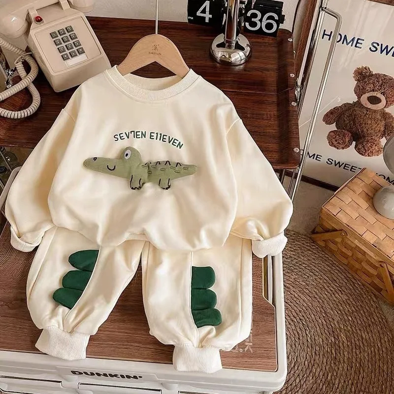 Little dinosaur set2026Spring new collection: stylish sweatshirt and sweatpants set for boys and girls, suitable for toddlers an