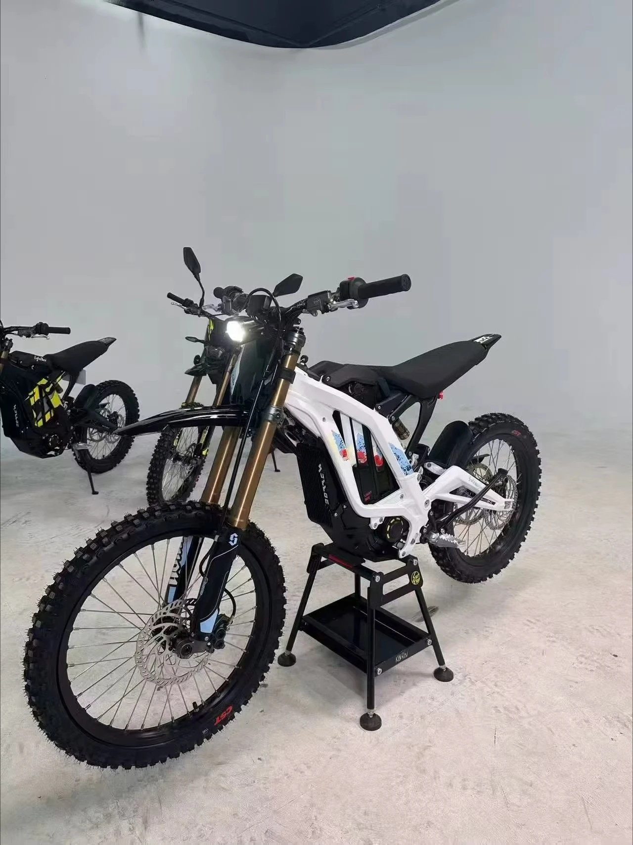 QQW  10kw 2026 New Light Bee X Electric Brush Motor Off-Road Motorcycle 80km/h Off-Highway and Two-Wheel Track Edition