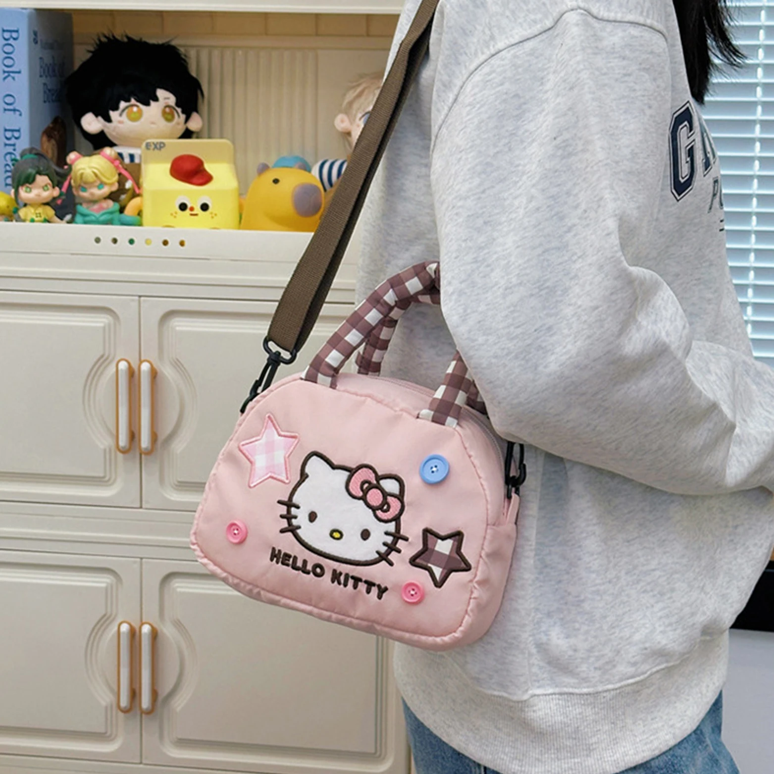 

New Hello Kitty Cartoon Peripheral Women's Bag Cute Shoulder Bag Large Capacity Suitable for Daily Travel Commuter Carrying Gift