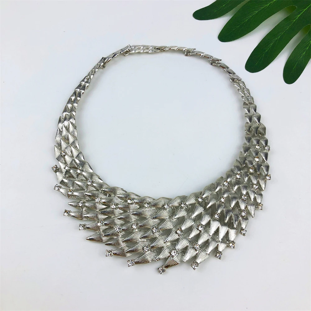 ESALE Fashion Dubai Gold-Plated Jewelry Set Simple Style African Necklace All Copper Material Hollow Surround Jewelry
