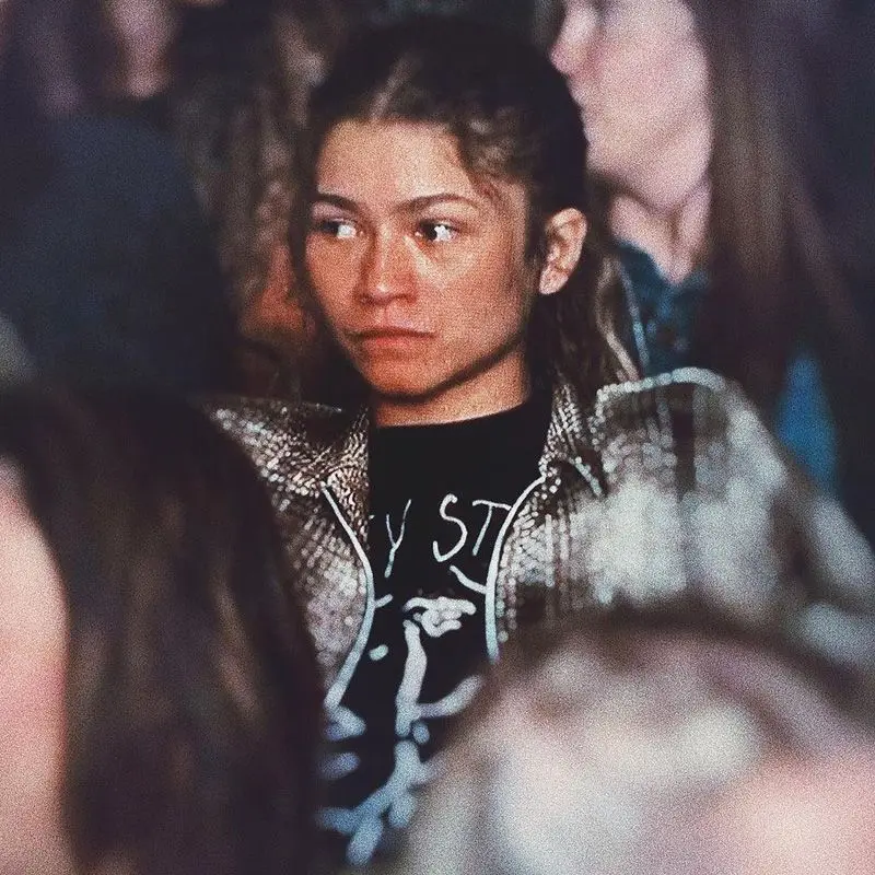 نفس نمط تي شيرت Zendaya's Euphoria Mazzy Star Rock فضفاض بأكمام قصيرة لكل من المسلسلات التلفزيونية الأمريكية للذكور والإناث