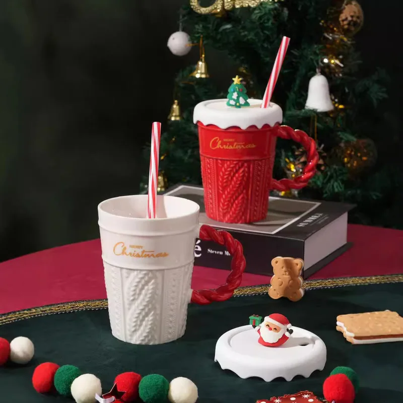 ミニソ クリスマス 輸入セラミックストローカップ 高い美的価値 断熱保温マグカップ 蓋付き 高級感 マークカップ