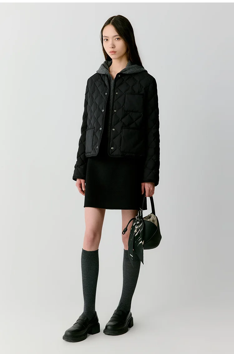 

IRENE TINNIE 50G Filling Amount Women Thin Down Coats Round Neck Elegant Mental Button Female White Duck Black Down Wool Jackets