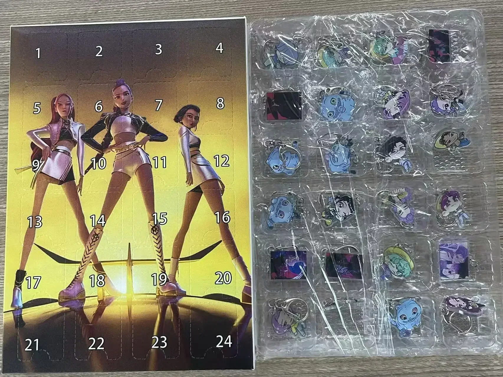 @@ Nuovo calendario dell'Avvento Demon Hunters K Pop Demon Hunters Rumi Mira Zoey Tiger Calendario dell'Avvento per il conto alla rovescia di NataleRegalo @ 24 giorni