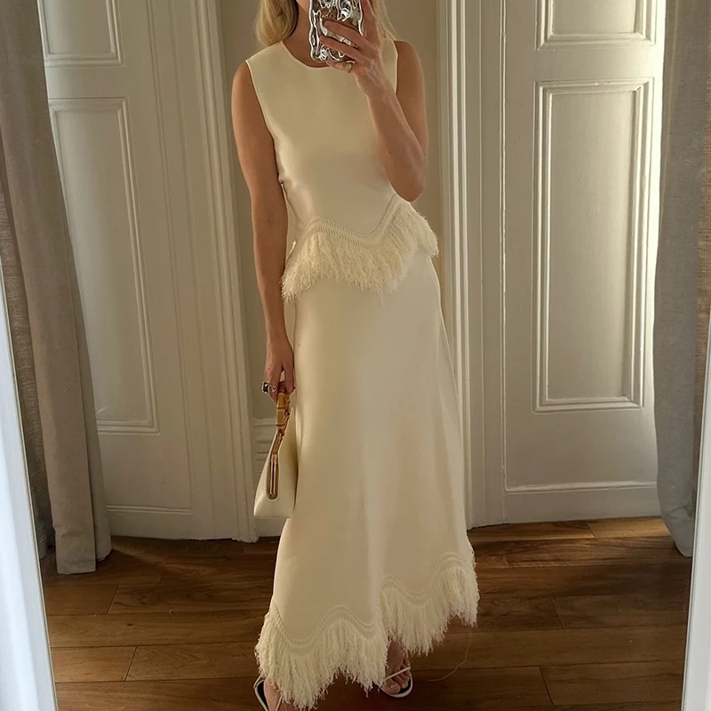 

New Evening Party Temperament Suit Fashion O Neck Sleeveless Top & Long Skirt Two Piece Set White Tassel Patchwork Slim Outfit
