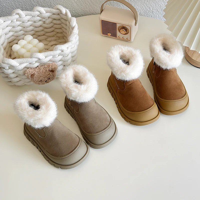 

2024 Winter New Children Short Boots for Girls Fashion Korean Style Soft Bottom Anti-slippery Versatile Chic Plush Zipper Shoes
