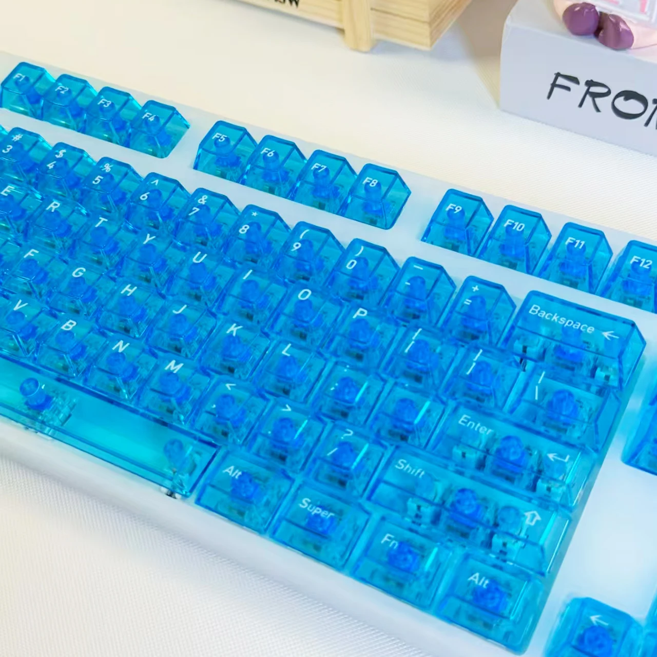 119 Klawiszy Niebieskie Kryształowe Keycapy z Nadrukiem UV Przezroczyste Keycapy PC Profil Cherry do Przełączników Cherry MX Klawiatura Mechaniczna