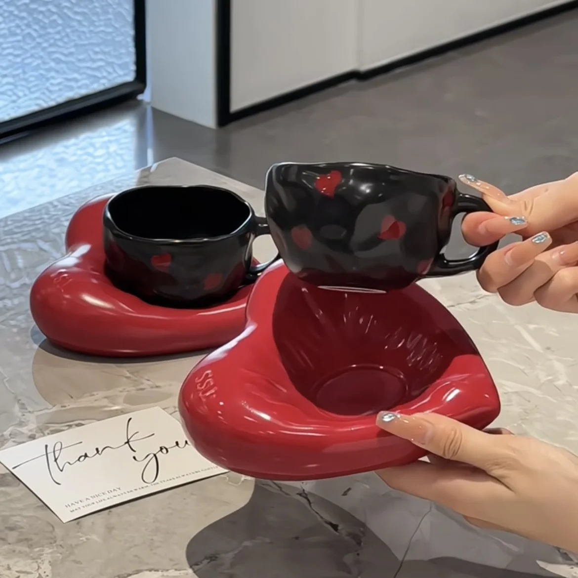 Love Ceramic Coffee Cups and Saucers Upscale and Exquisite Mugs and Saucers Table Decoration of Household Office Mugs Drinkware