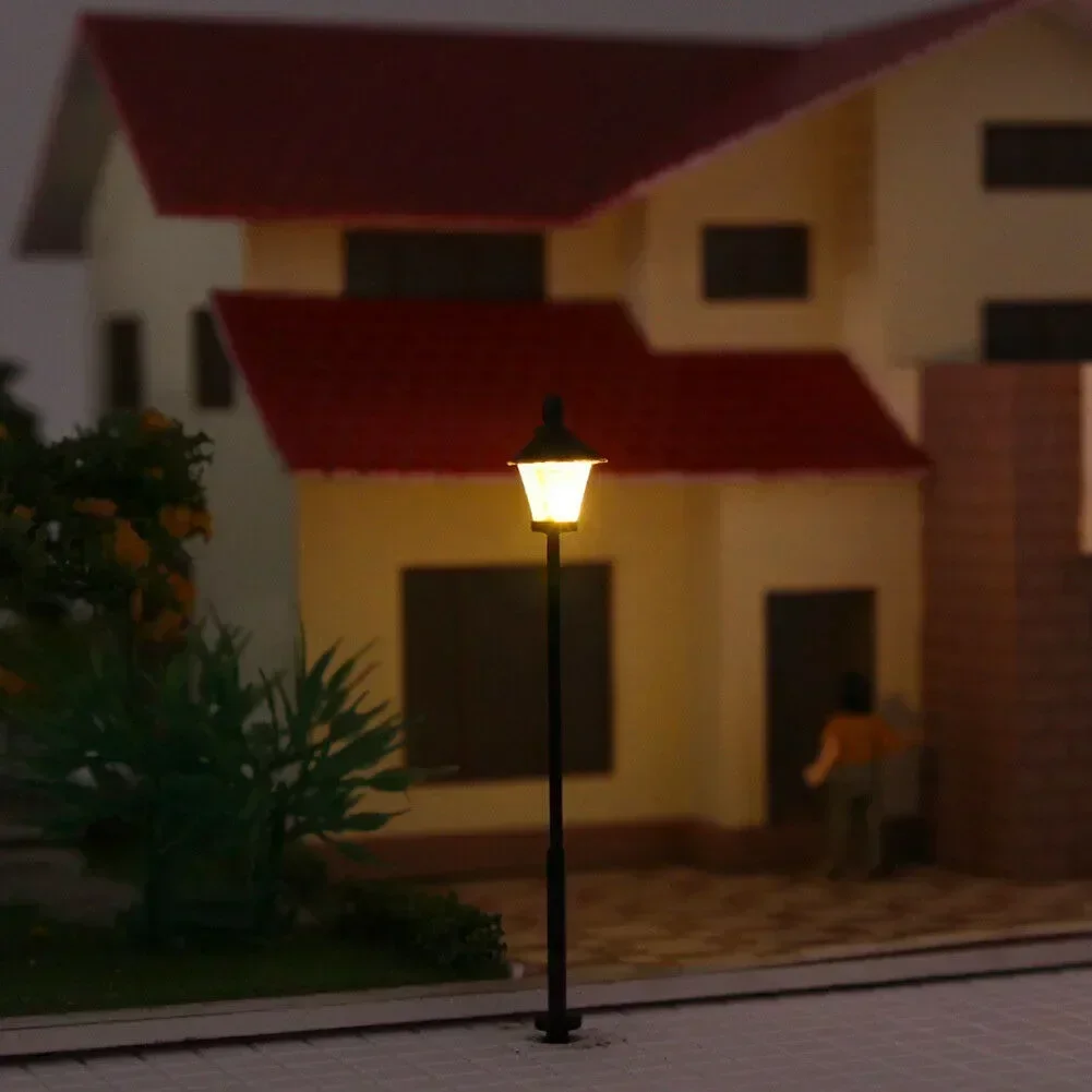 10pcs Model Miniature Street Lights Railroad Train Scenery Lamppost Lamps Street LED Lights 3V 20mA