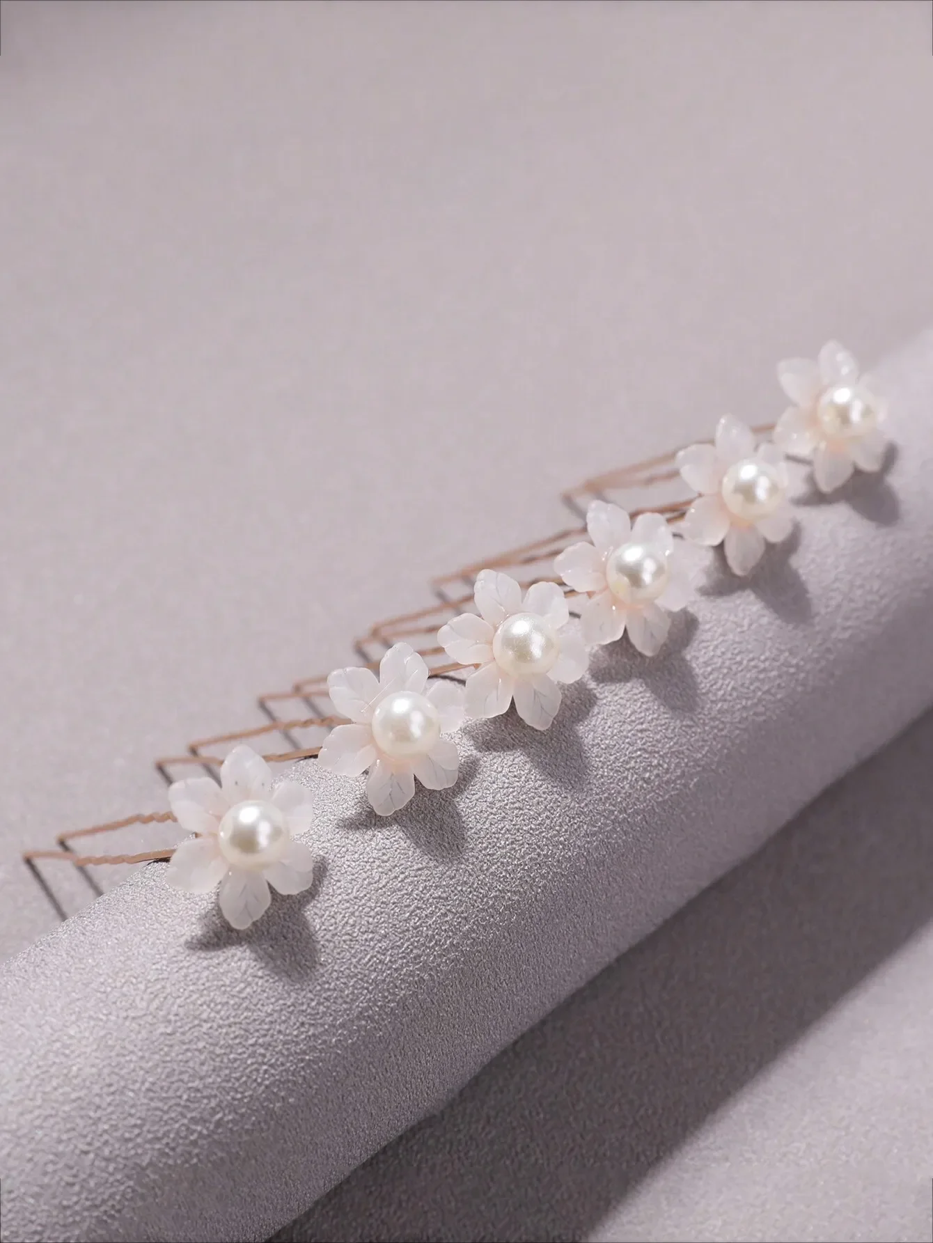 

3pcs Bridal Hair Clips, Korean Style Faux Pearl Hair Pins, U-Shaped Hair Forks, Small Hair Accessories For Bride,Summer,Beach,Wedding,Festival,Birthday